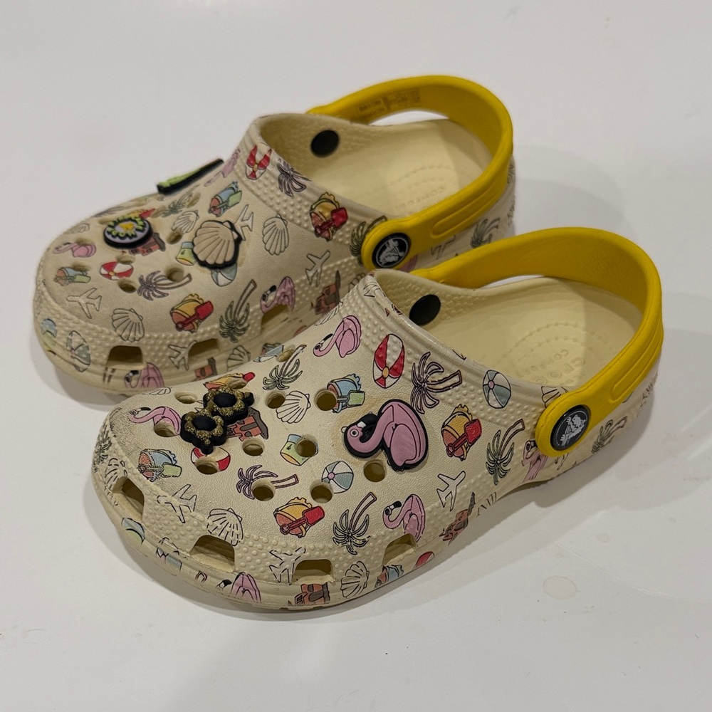 CROCS Kids Beach Print Clogs with Yellow Strap Size 13